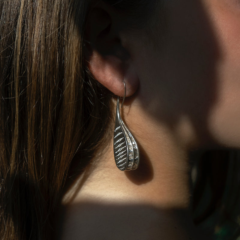 graine earrings