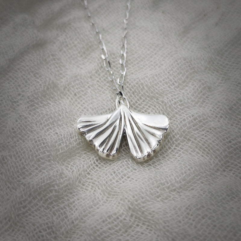 gingko biloba pedant in silver