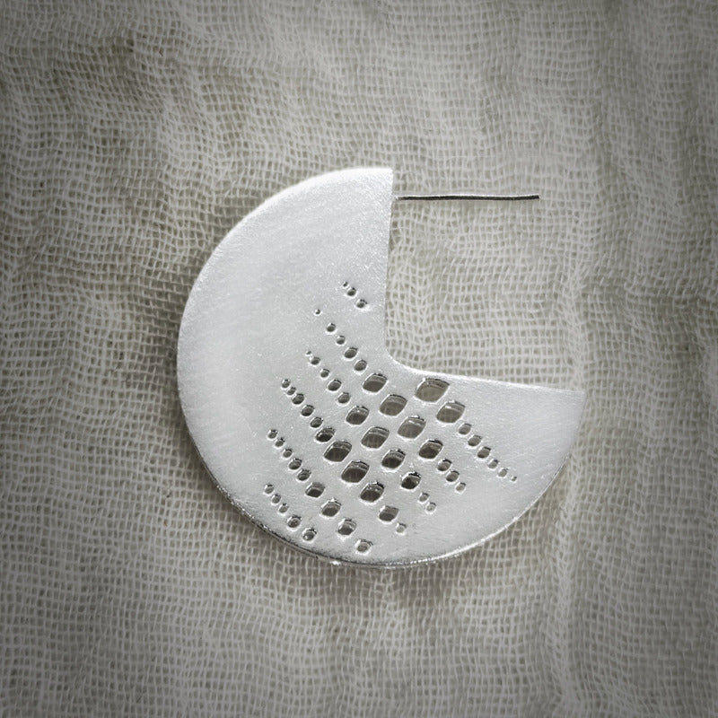 manœuvre earrings