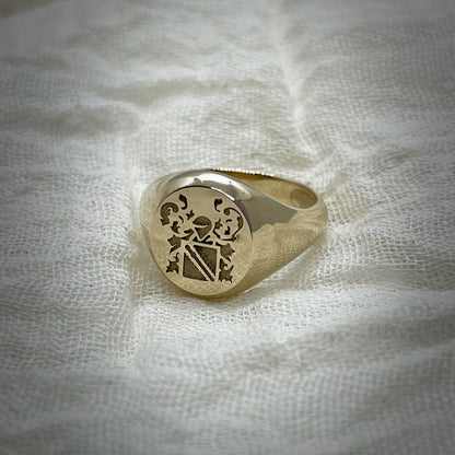 family crest signet ring